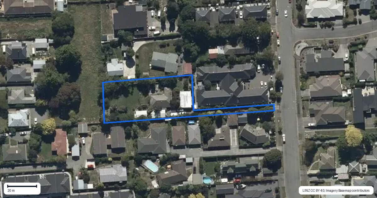 Property context map for 29 Horseshoe Lake Road, Shirley, Christchurch