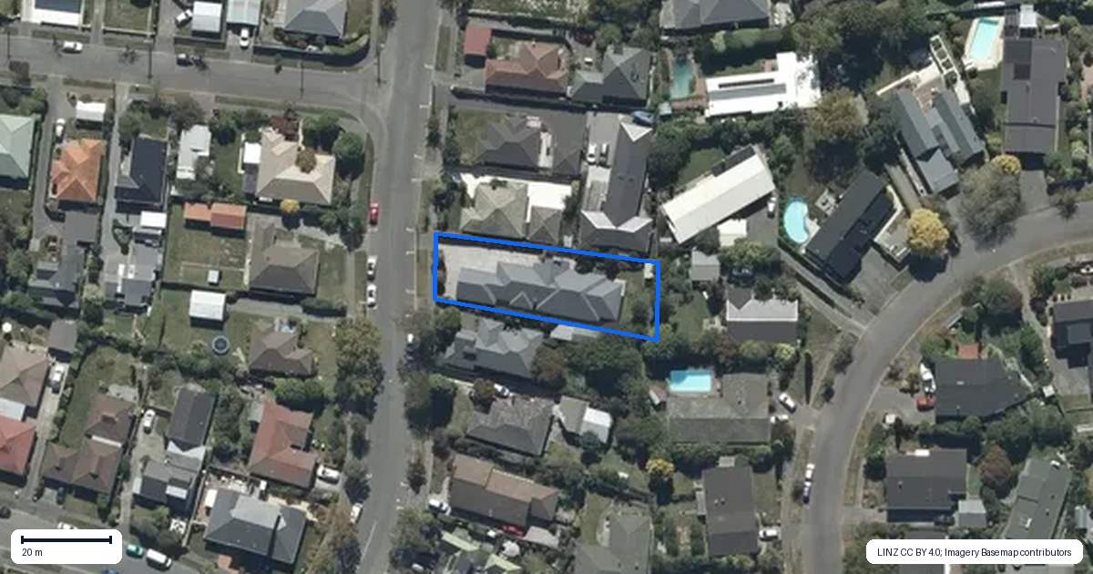 Property context map for 15 Solway Avenue, Ilam, Christchurch