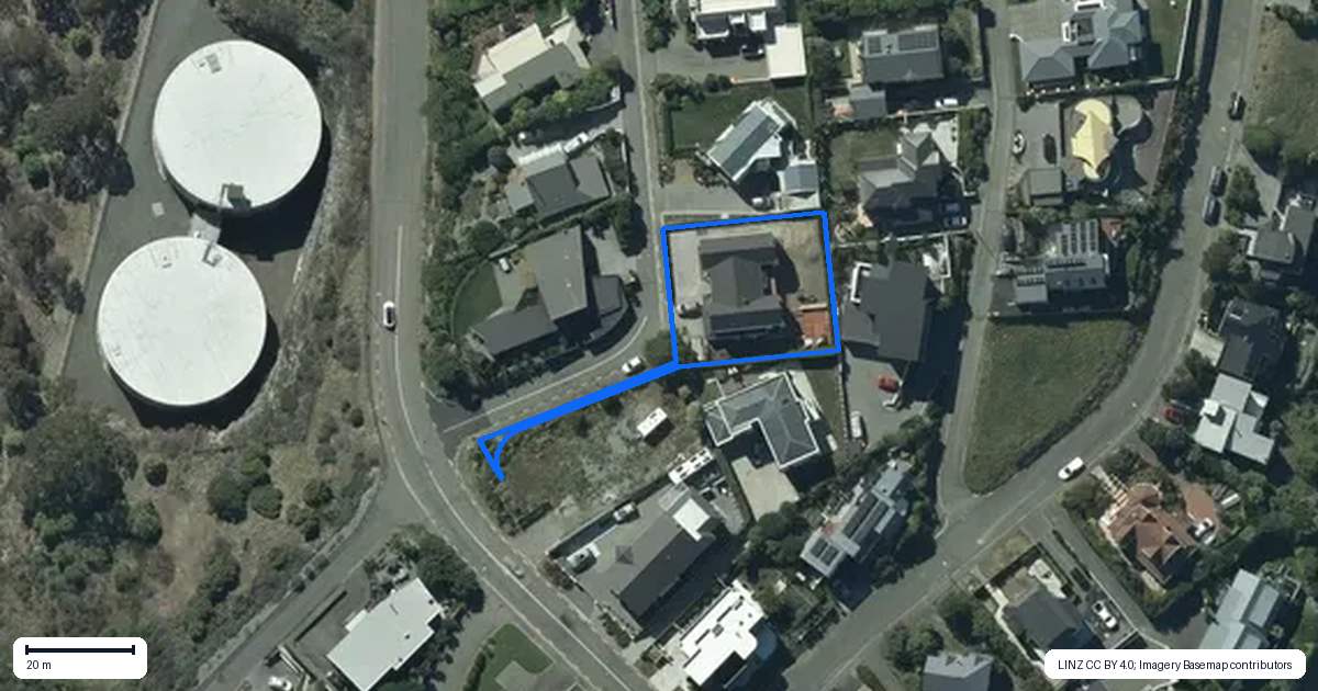 Property context map for 2 Inverness Lane, Redcliffs, Christchurch