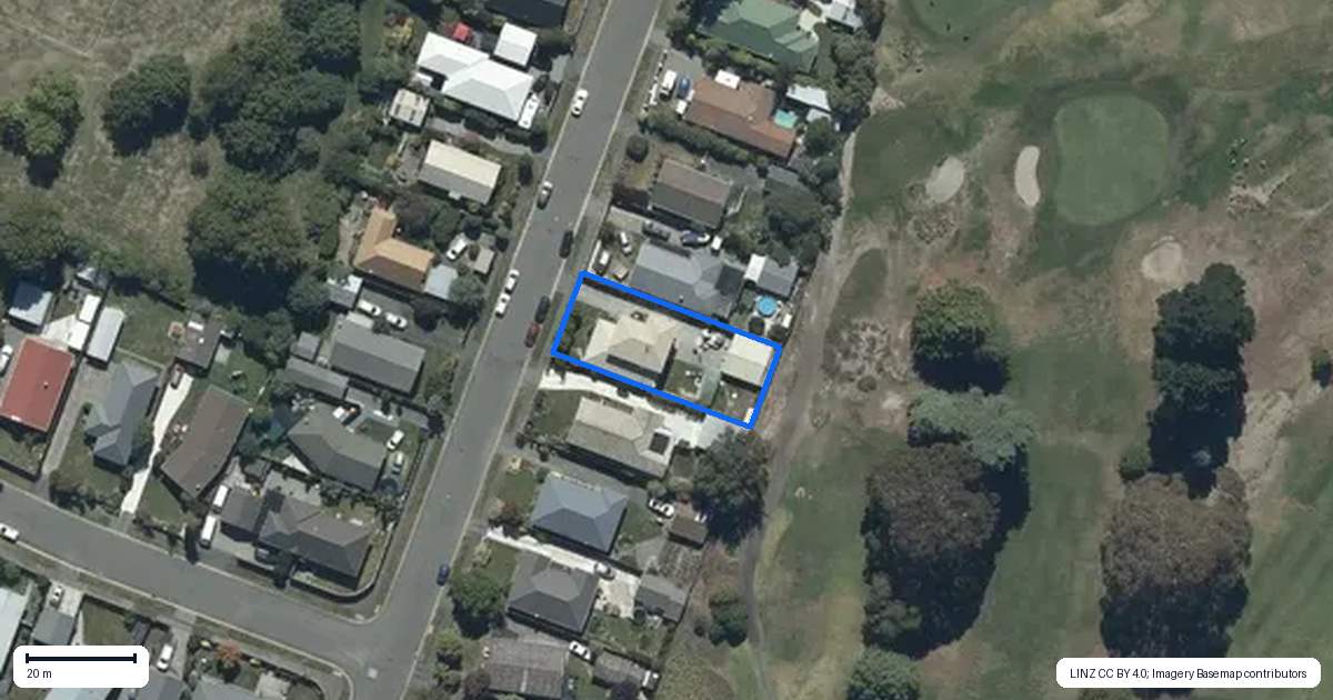 Property context map for 44 Waratah Street, Avondale, Christchurch