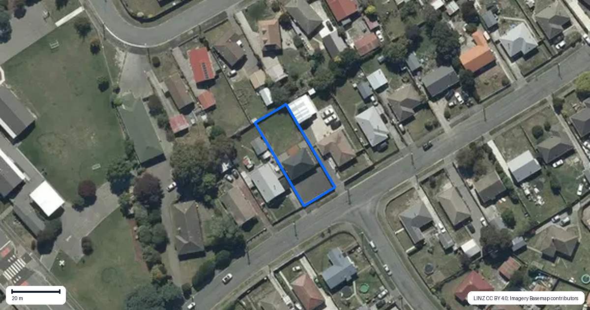 Property context map for 11 Carisbrooke Street, Aranui, Christchurch