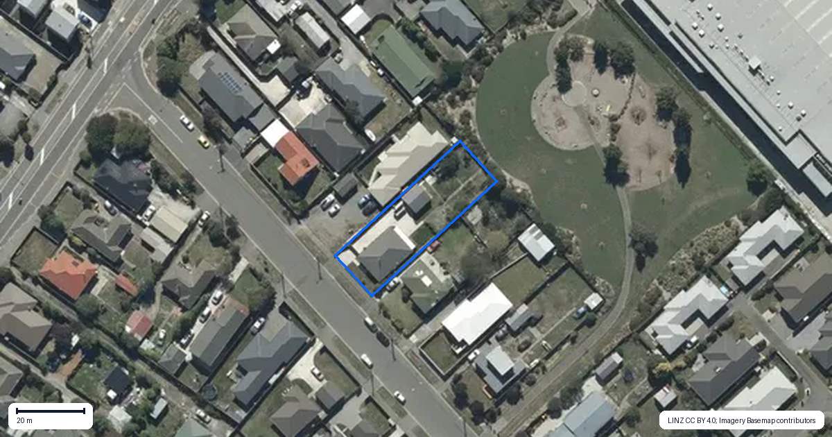 Property context map for 15 Shortland Street, Wainoni, Christchurch