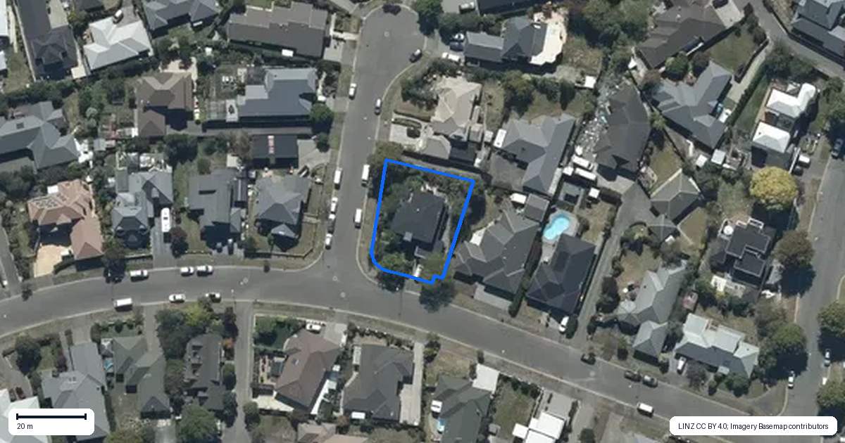 Property context map for 2 Country Place, Burwood, Christchurch