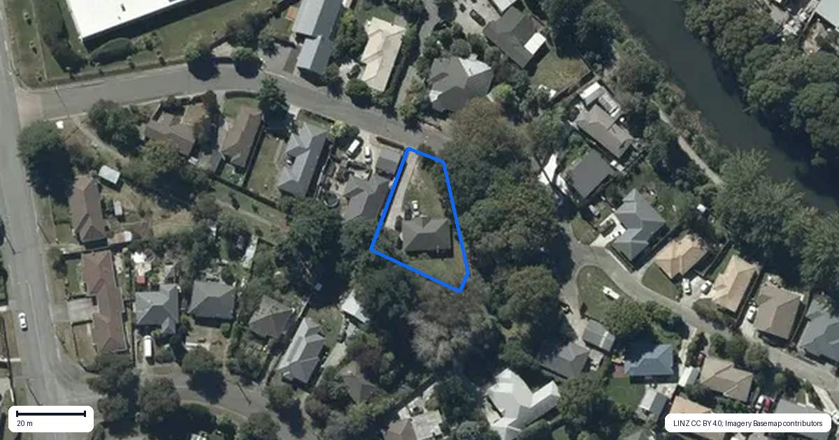 Property context map for 10 Laura Kent Place, Woolston, Christchurch