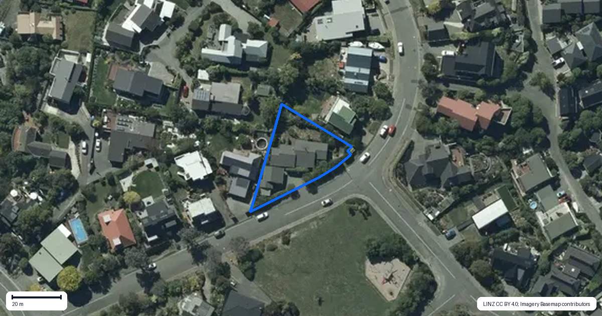 Property context map for 7 Santa Maria Avenue, Mount Pleasant, Christchurch