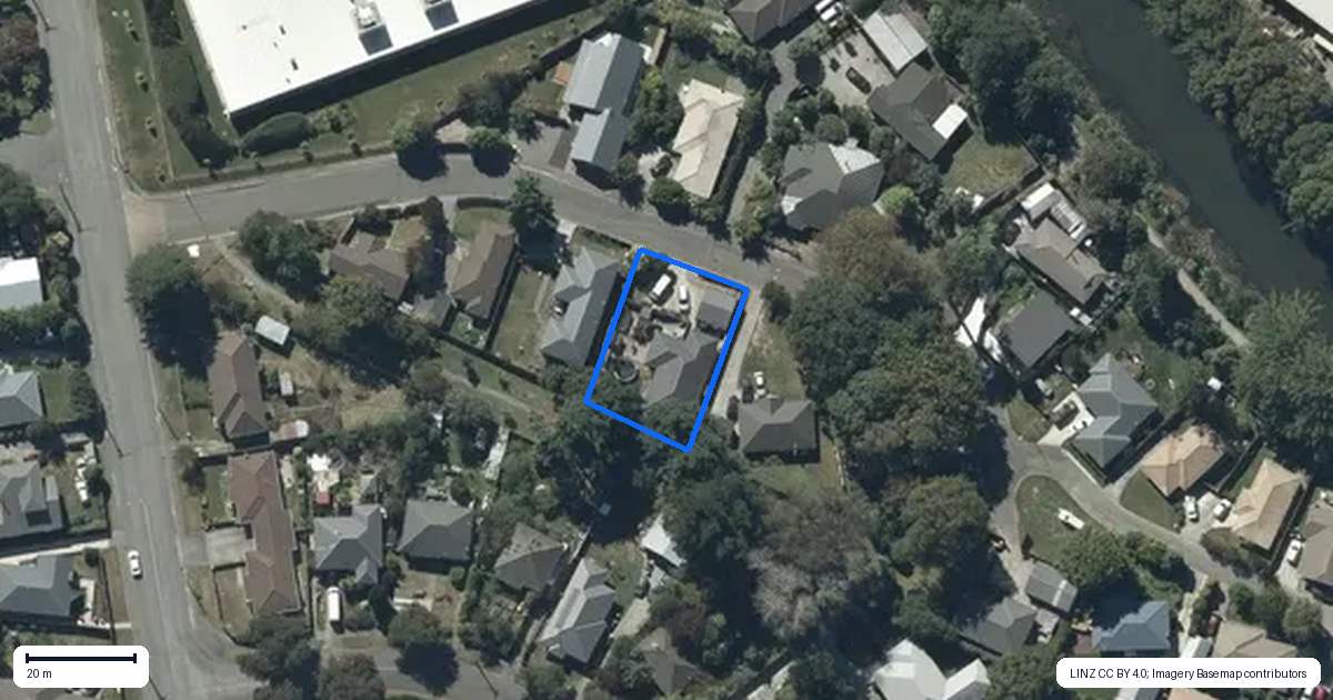Property context map for 8 Laura Kent Place, Woolston, Christchurch