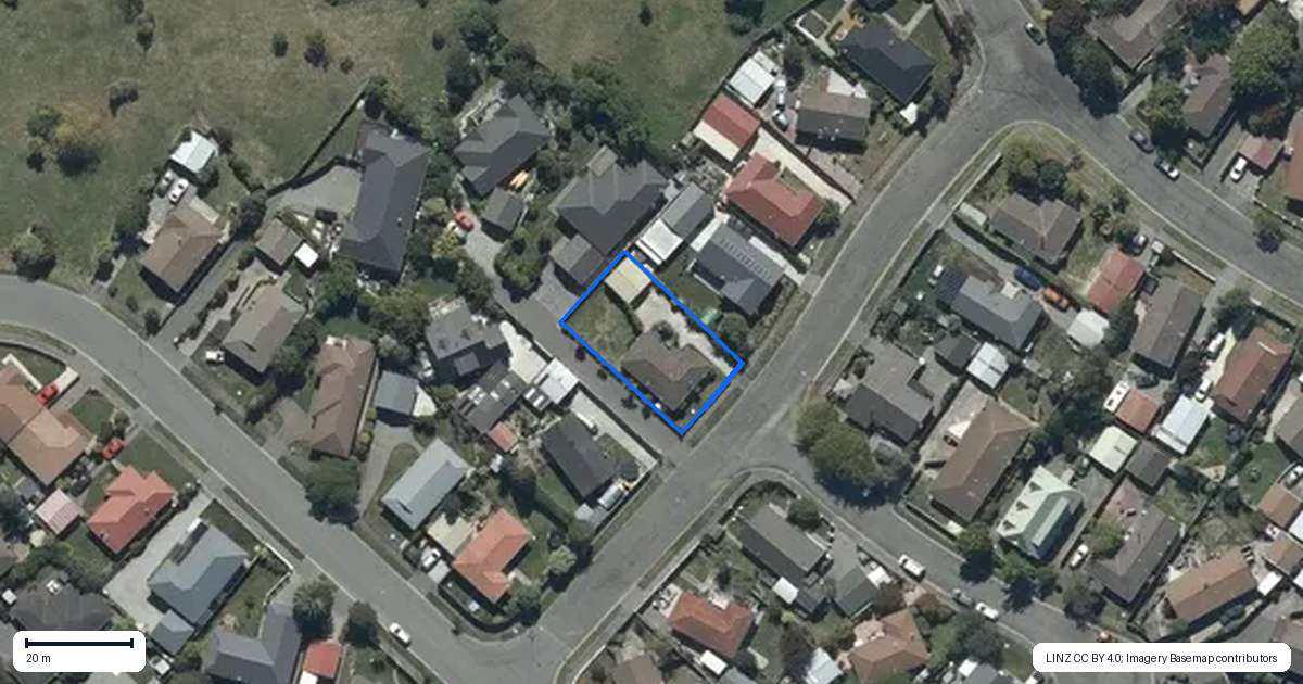 Property context map for 11 Thorness Street, Avondale, Christchurch