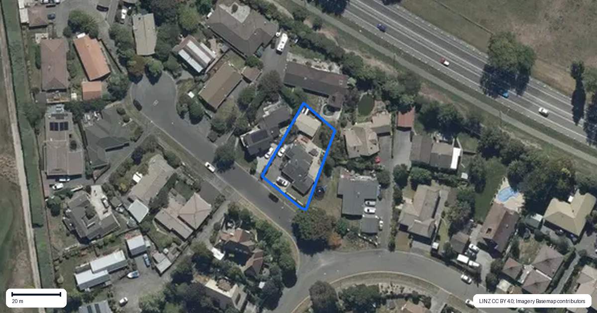 Property context map for 2 Michigan Place, Burwood, Christchurch