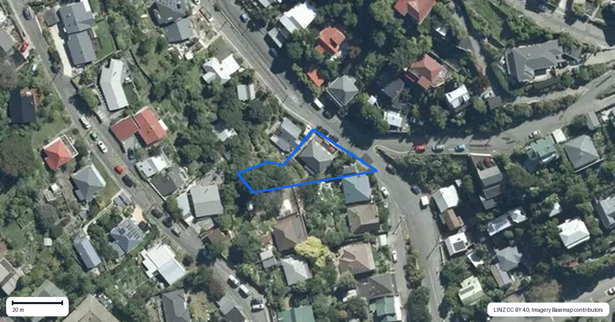 Property context map for 19 Hawkhurst Road, Lyttelton