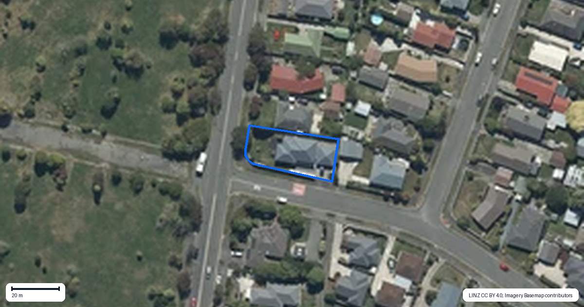 Property context map for 76 Avondale Road, Avondale, Christchurch