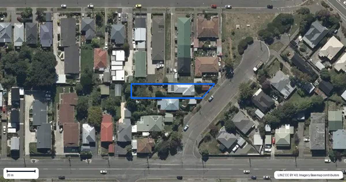 Property context map for 215 Olliviers Road, Linwood, Christchurch