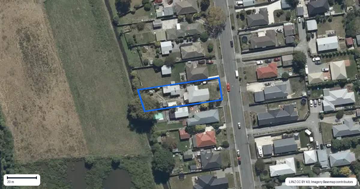 Property context map for 51 Greenhaven Drive, Burwood, Christchurch