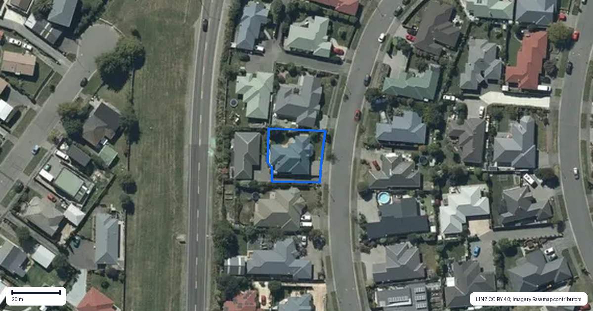 Property context map for 129 Kotuku Crescent, Woolston, Christchurch