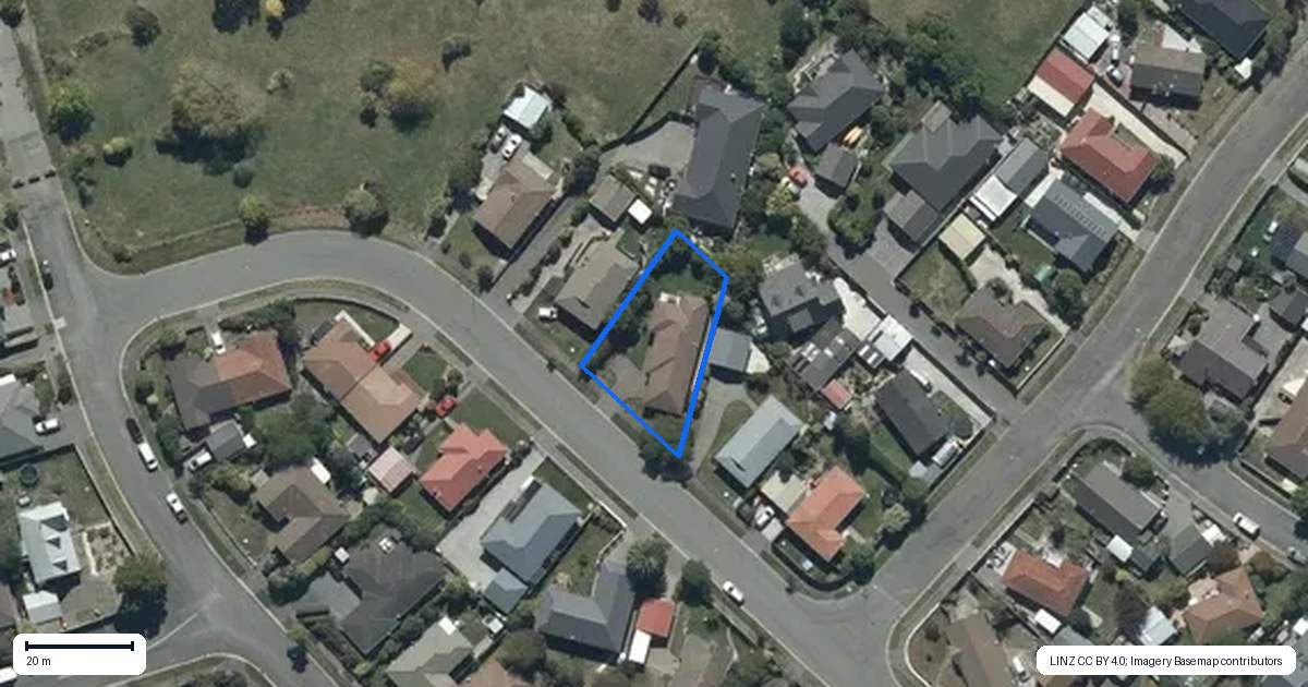 Property context map for 50 Cowes Street, Avondale, Christchurch
