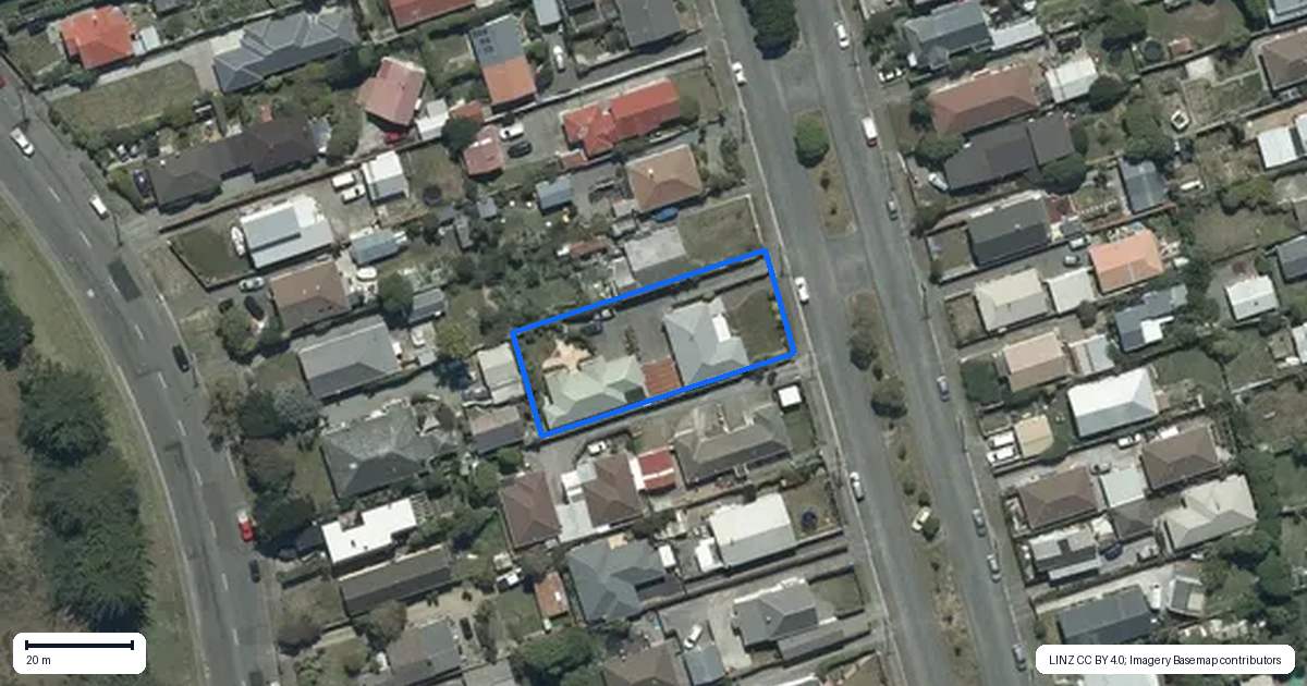 Property context map for 92 Oram Avenue, New Brighton, Christchurch