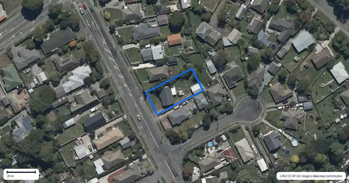 Property context map for 376 Hills Road, Mairehau, Christchurch