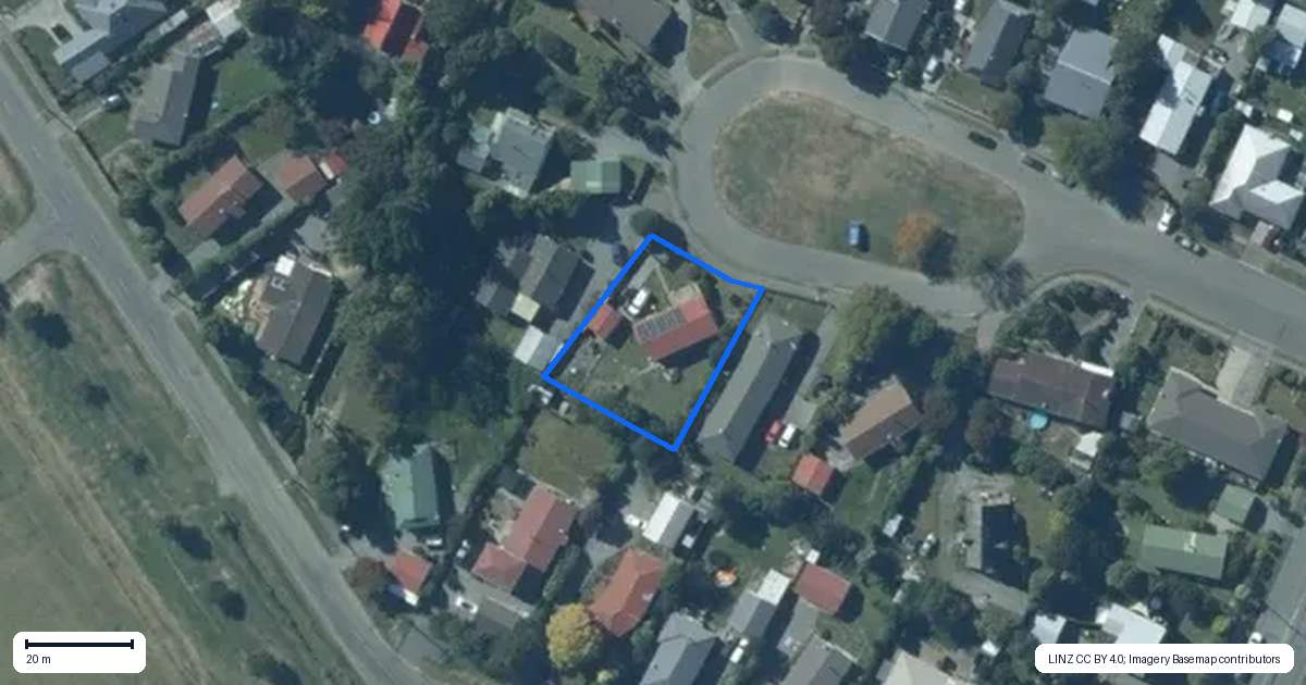 Property context map for 11 Coleman Place, Darfield