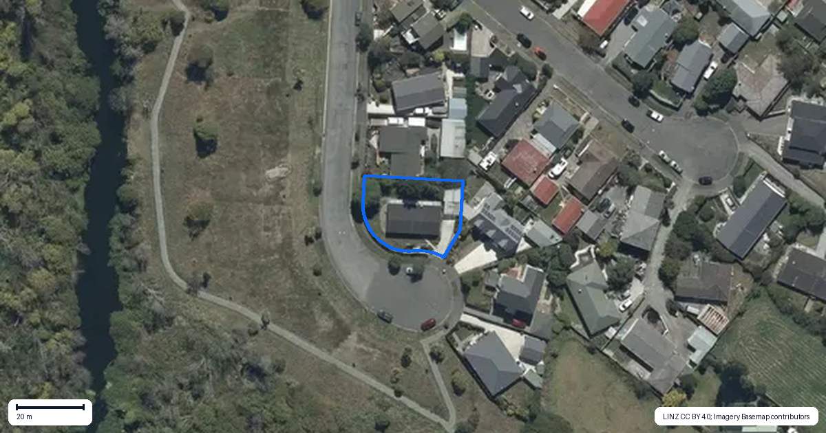 Property context map for 11 De Ville Place, Burwood, Christchurch