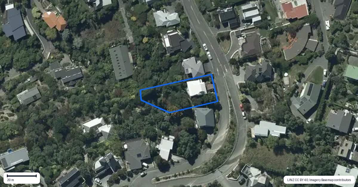 Property context map for 104 Cannon Hill Crescent, Mount Pleasant, Christchurch