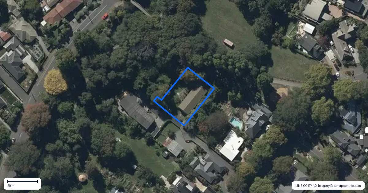 Property context map for 24 Thorrington Road, Cashmere, Christchurch