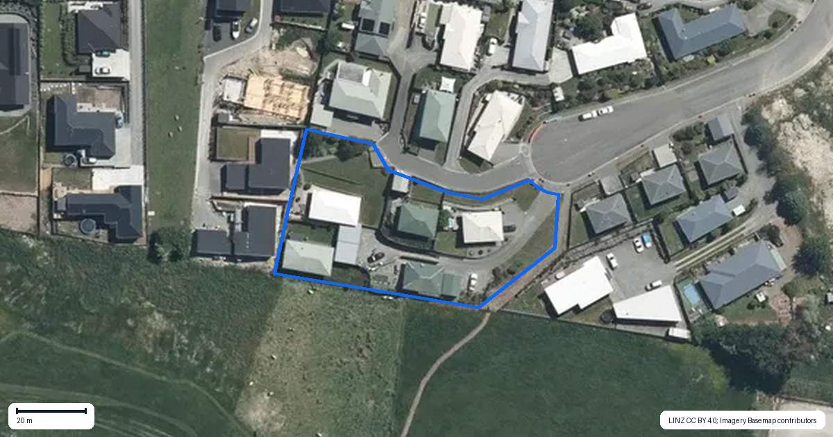 Property context map for 28 Ellesmere Place, Oceanview, Timaru