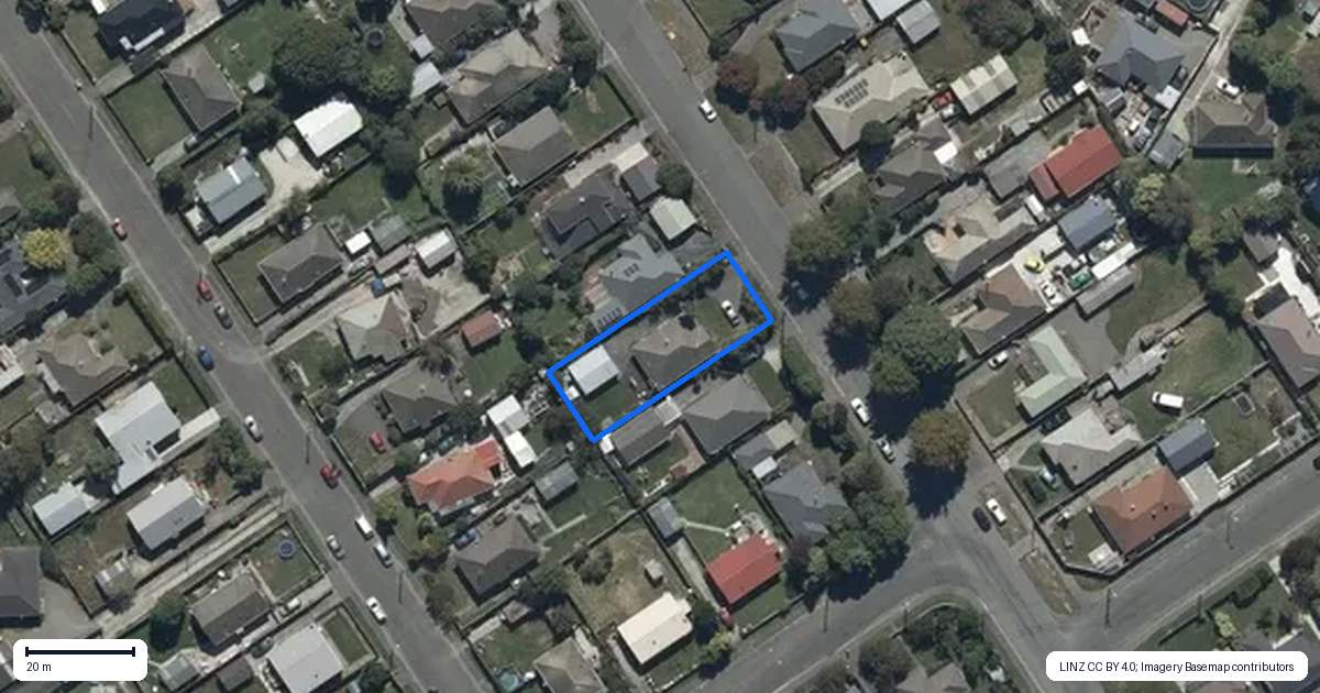 Property context map for 35 Philpotts Road, Mairehau, Christchurch