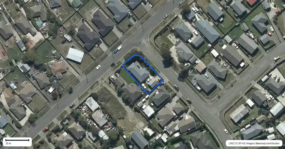 Property context map for 102 Rowses Road, Aranui, Christchurch
