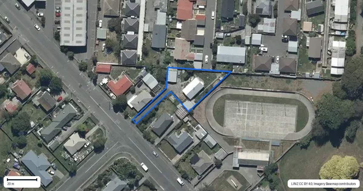 Property context map for 11 Garvins Road, Hornby, Christchurch