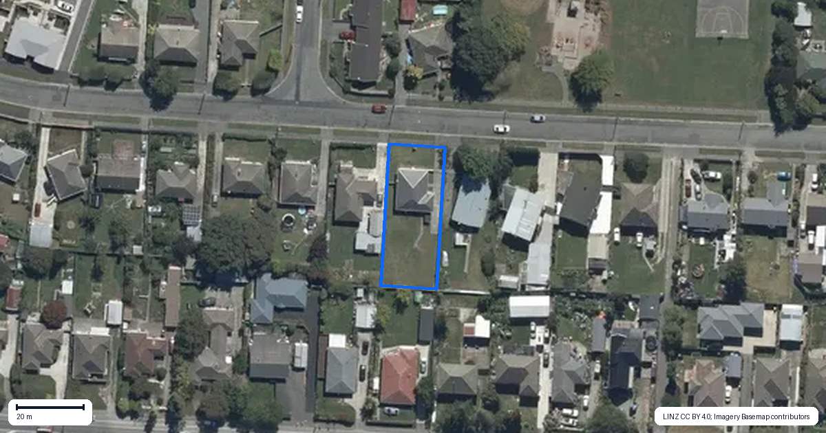 Property context map for 18 Paddington Street, Northcote, Christchurch