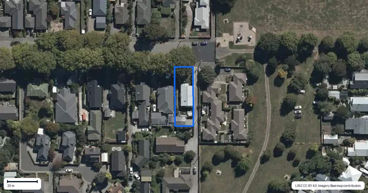 Property context map for 34 Poulton Avenue, Richmond, Christchurch