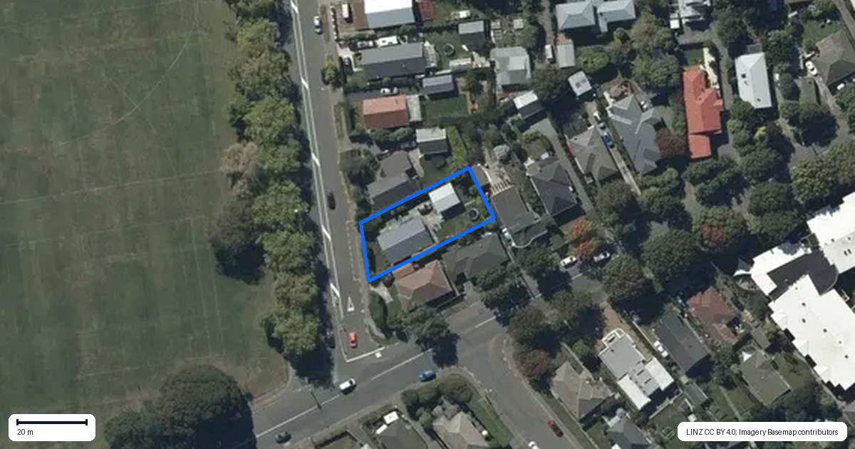 Property context map for 4 Lyttelton Street, Somerfield, Christchurch