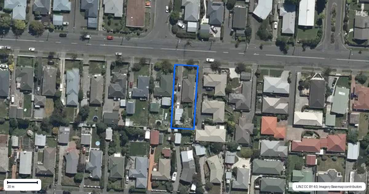 Property context map for 42 Daniels Road, Redwood, Christchurch
