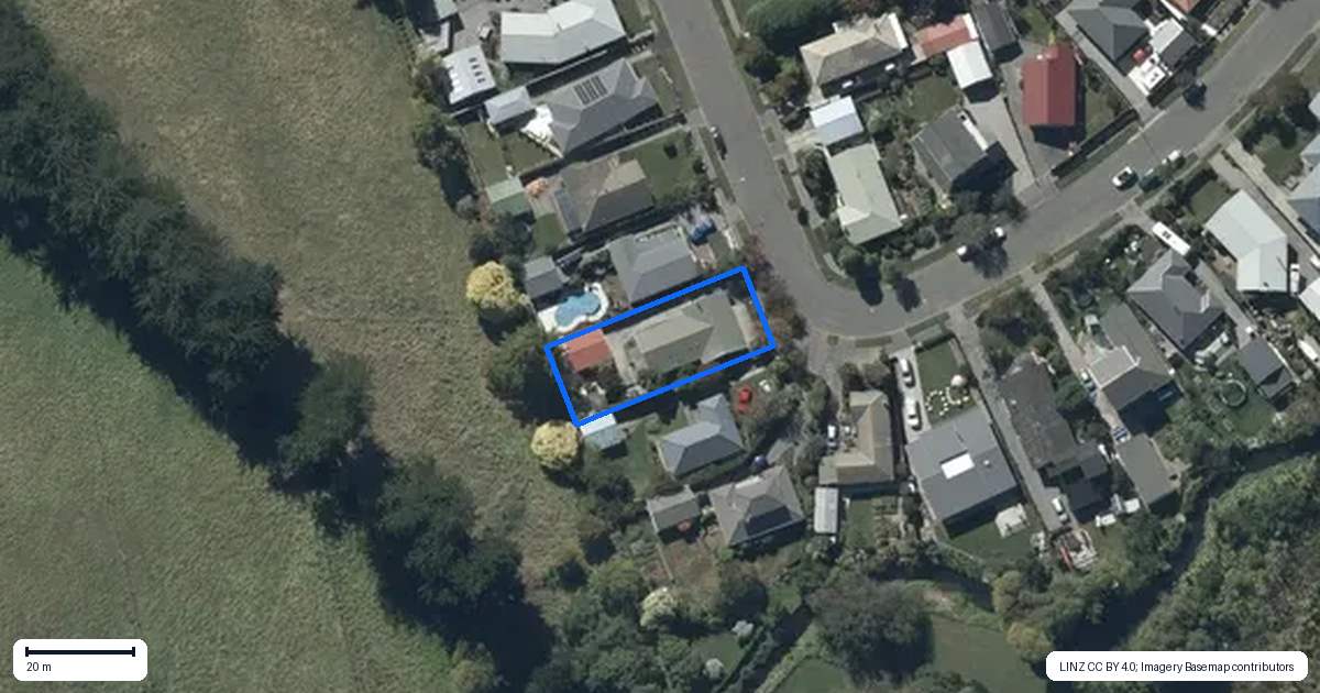 Property context map for 36 Waipara Street, Cracroft, Christchurch