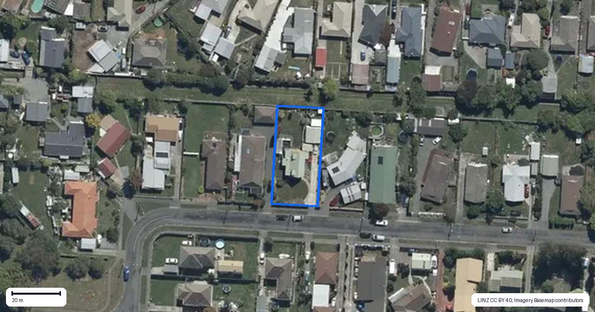 Property context map for 17 Momorangi Crescent, Redwood, Christchurch