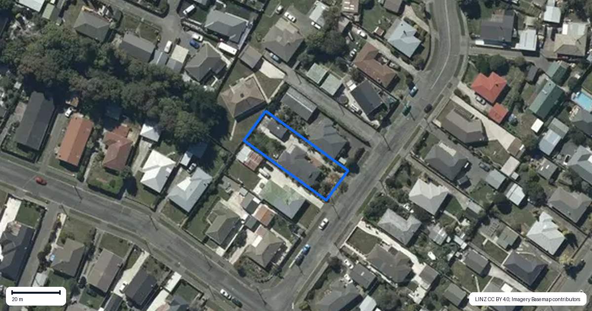 Property context map for 90 Frensham Crescent, Woolston, Christchurch