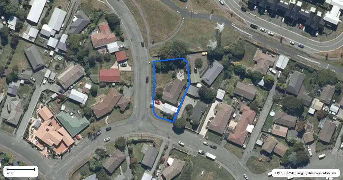 Property context map for 2 Kahukura Road, Hei Hei, Christchurch