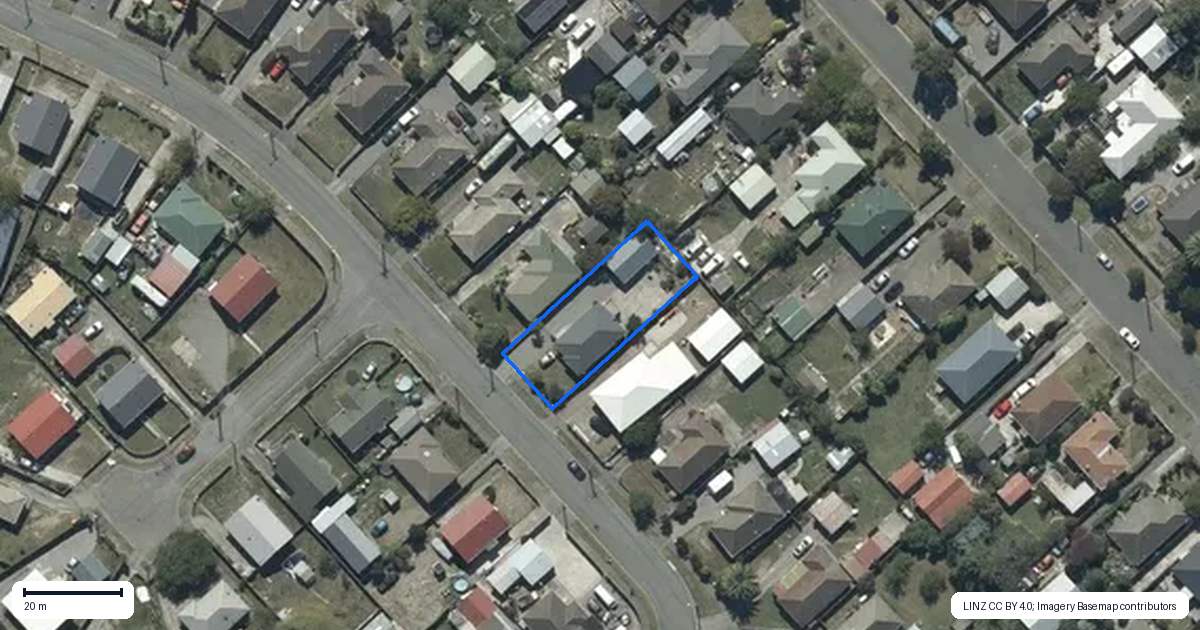 Property context map for 15 Lyndhurst Crescent, Aranui, Christchurch