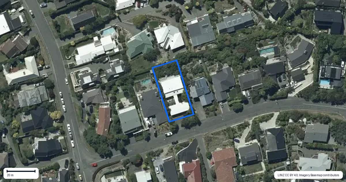 Property context map for 7 Michael Avenue, Mount Pleasant, Christchurch