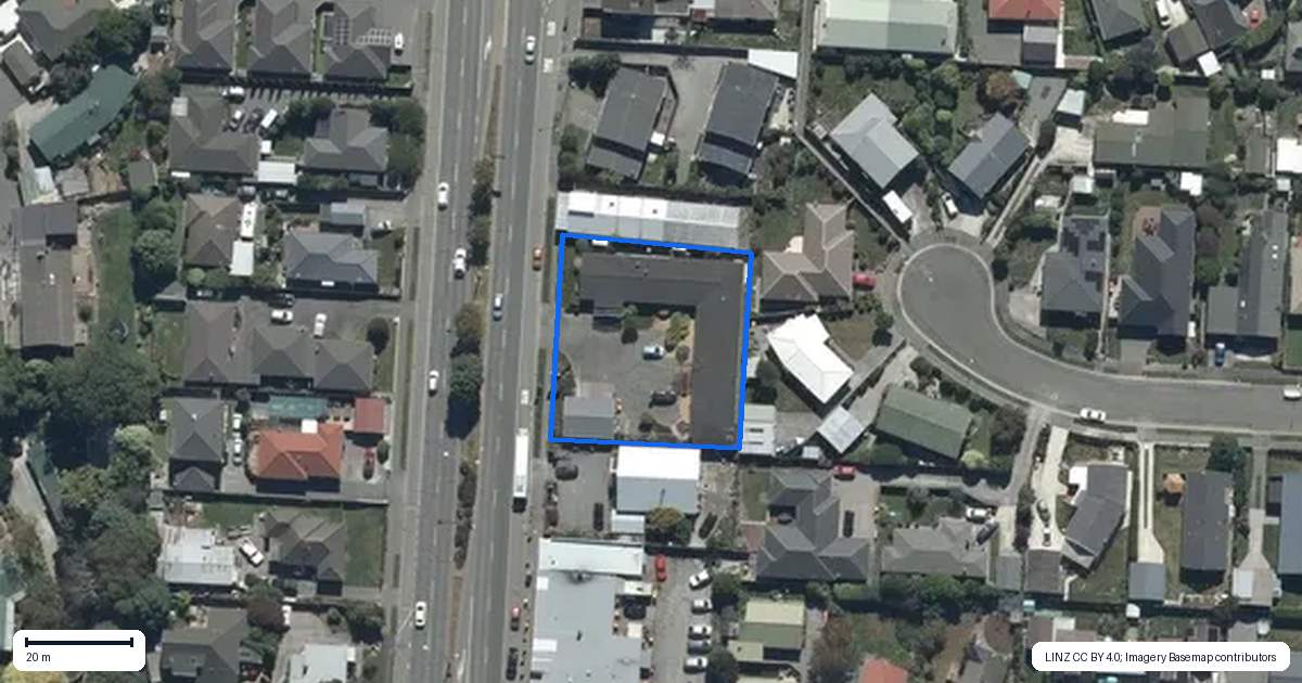 Property context map for 402 Main North Road, Redwood, Christchurch
