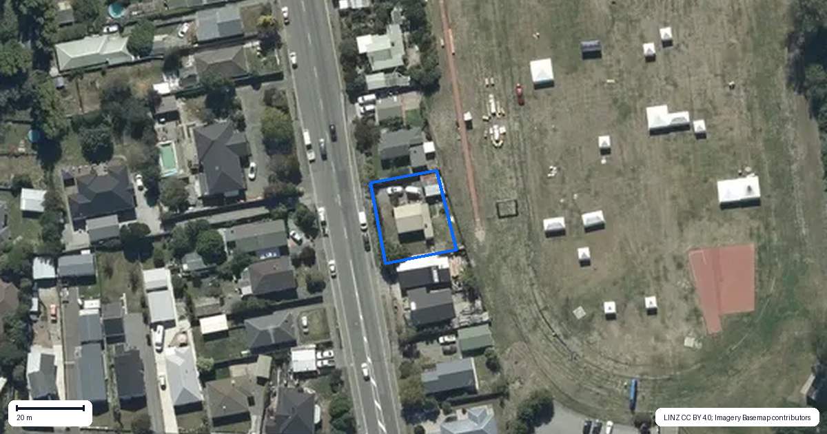 Property context map for 325 Keyes Road, New Brighton, Christchurch