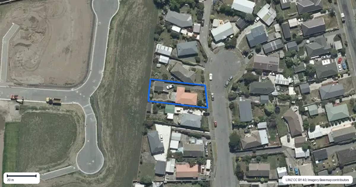 Property context map for 35 Woodgrove Avenue, North New Brighton, Christchurch