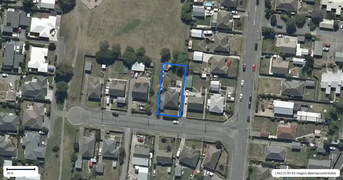 Property context map for 15 Robin Street, Burwood, Christchurch