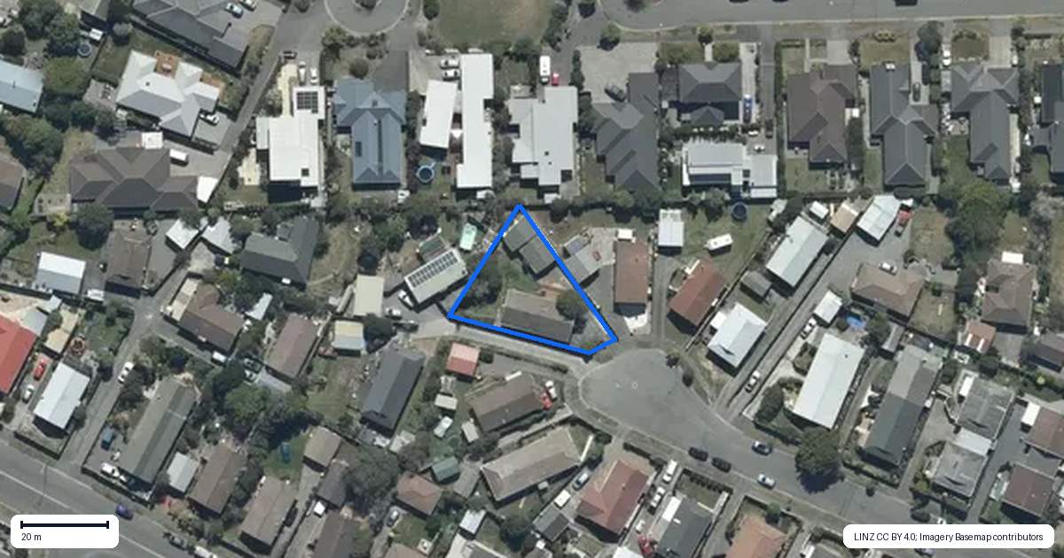 Property context map for 18 Tamarisk Place, Parklands, Christchurch