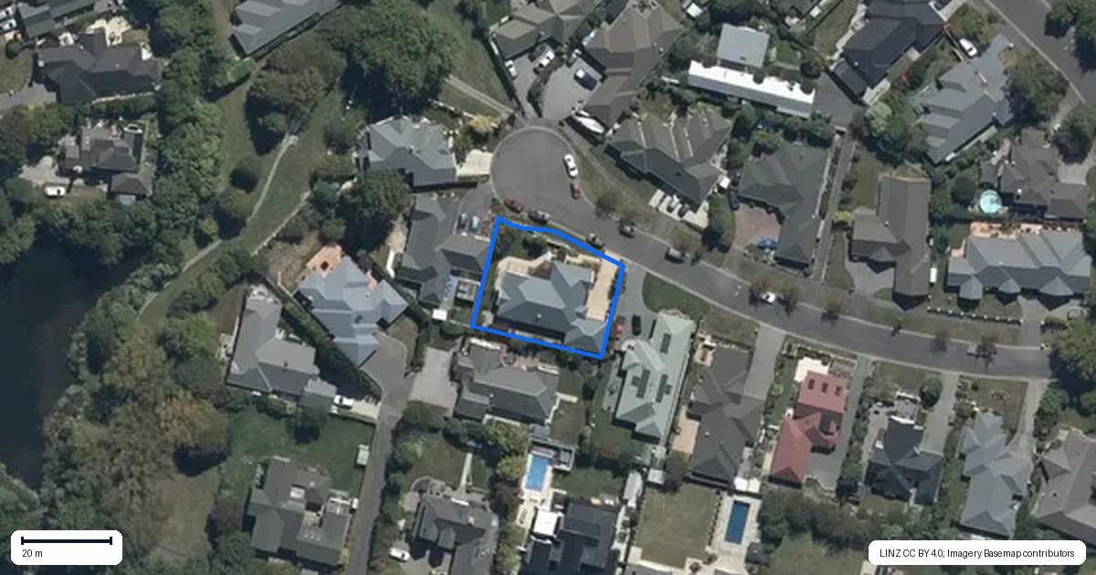 Property context map for 17 Ashton Mews, Casebrook, Christchurch