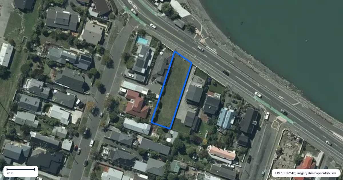 Property context map for 210 Main Road, Moncks Bay, Christchurch