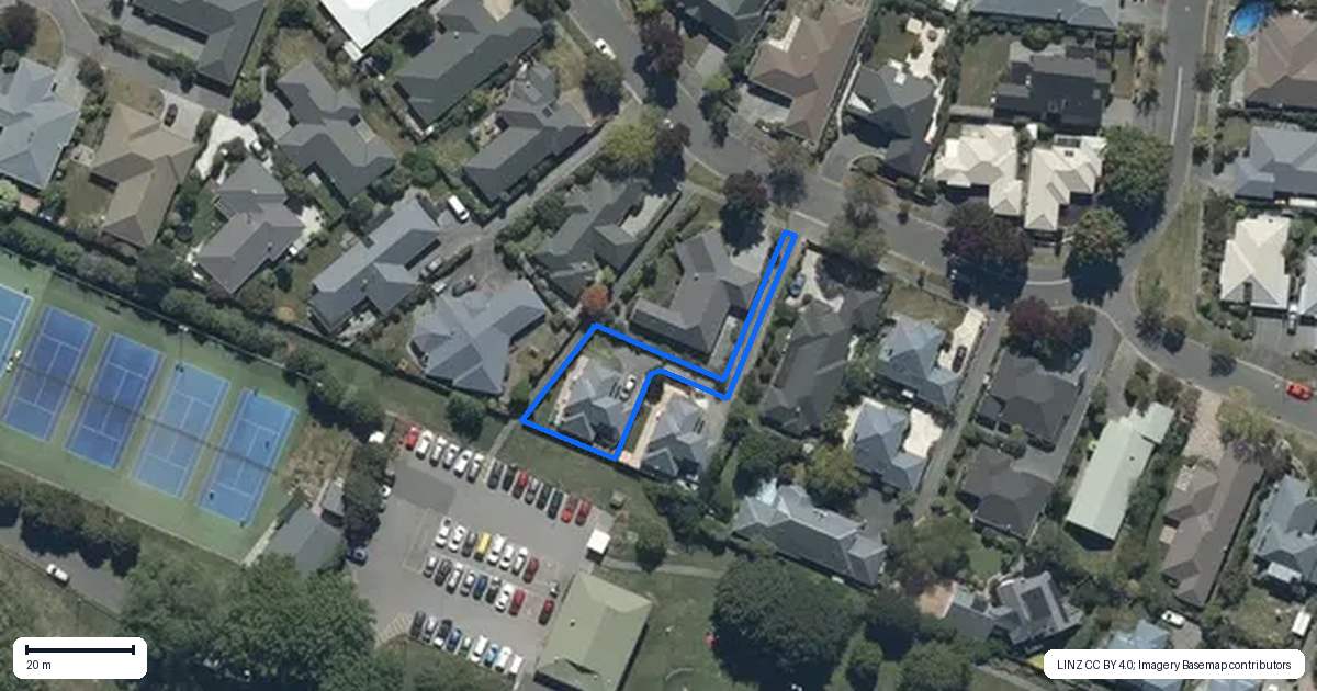 Property context map for 32 Berkshire Drive, Avonhead, Christchurch