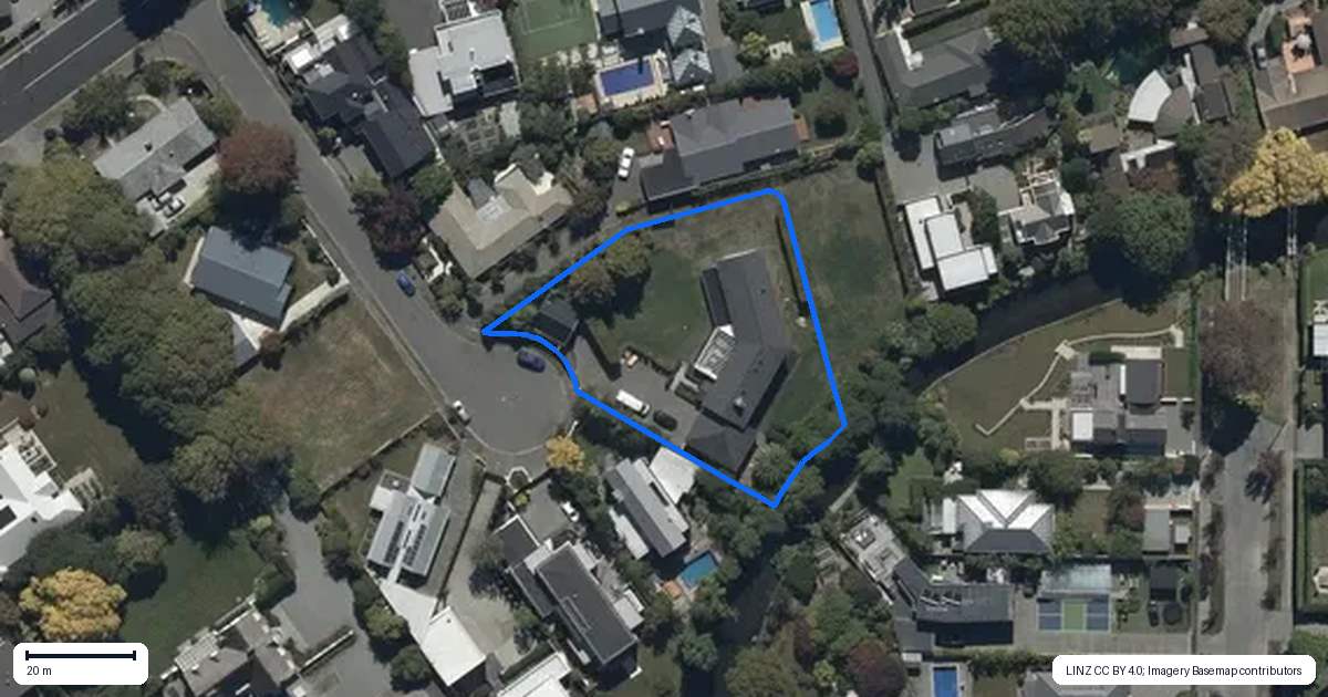 Property context map for 11 Pentlow Place, Fendalton, Christchurch