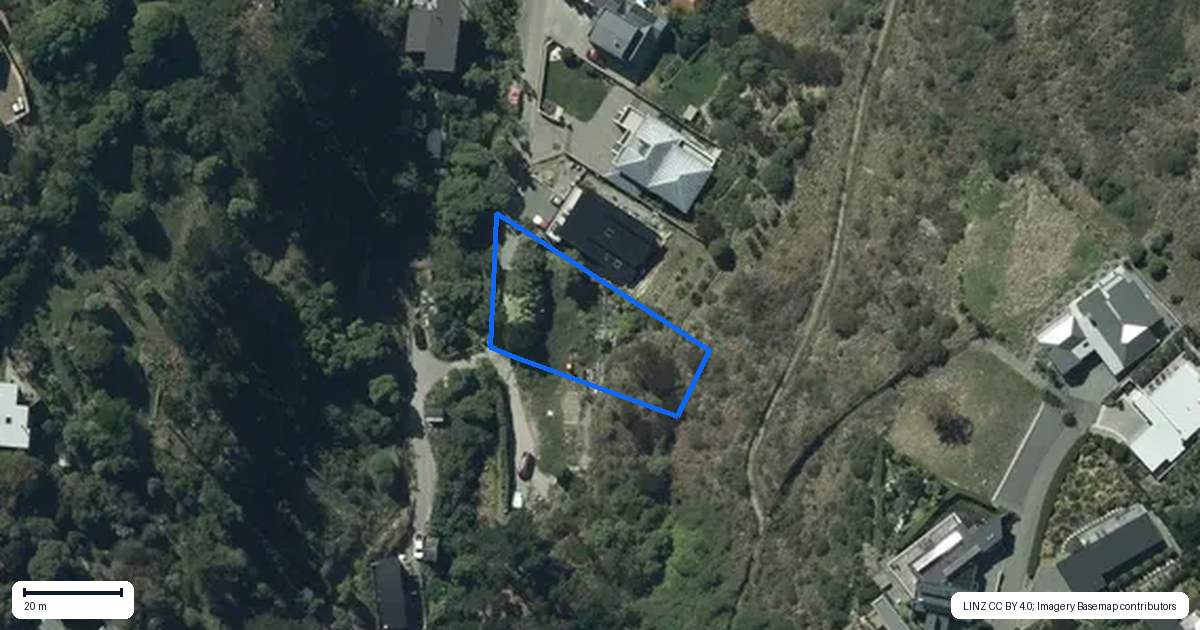 Property context map for 8 Virginia Lane, Mount Pleasant, Christchurch