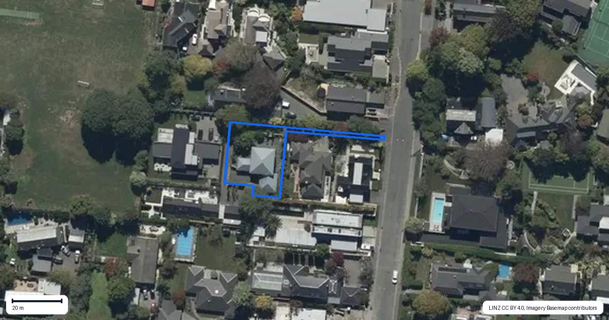 Property context map for 15C Waiwetu Street, Fendalton, Christchurch