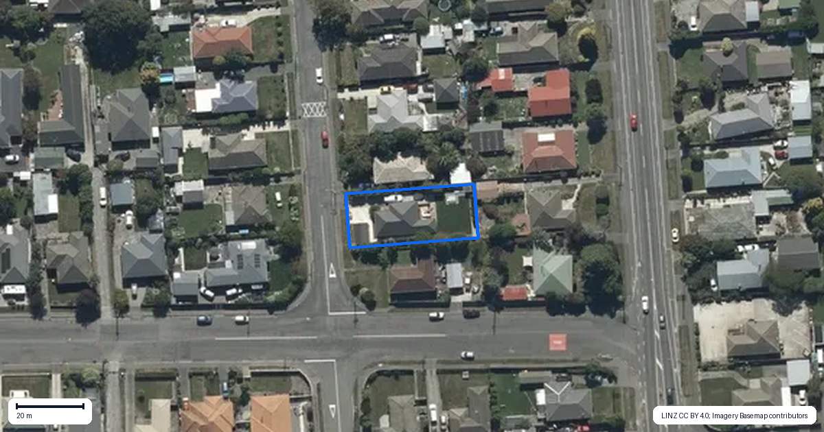 Property context map for 18 Olivine Street, Shirley, Christchurch
